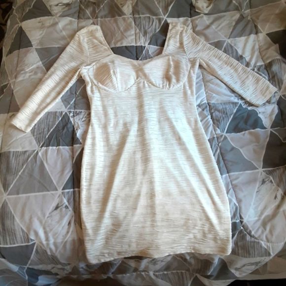 White mini quarter sleeve dress size small - Picture 1 of 4